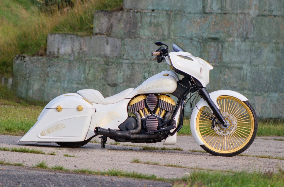Reference top Indian Azteca Bagger
